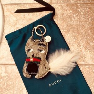 Authentic Gucci RARE Supreme Rabbit Fur Cat Sherry Stripe Charm/ Keychain